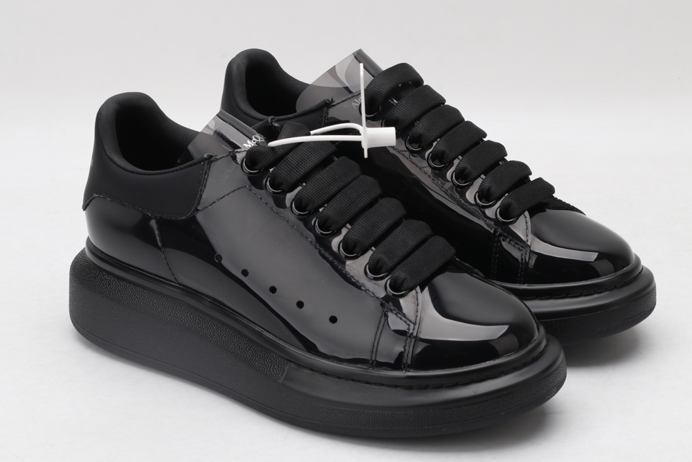 A*exander M*queen Sneaker