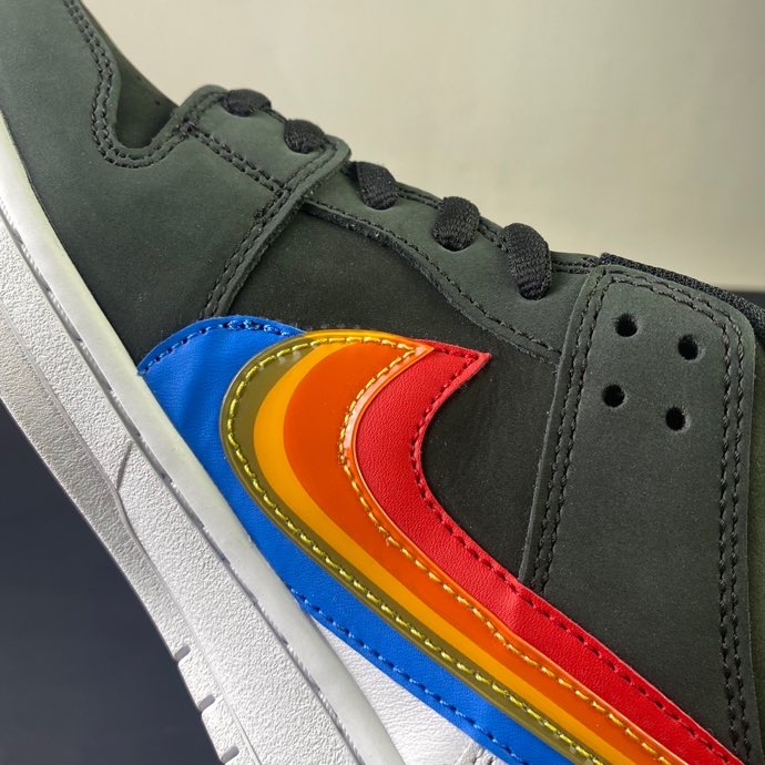 from Nike Dunk Low Polaroid DH7722-001