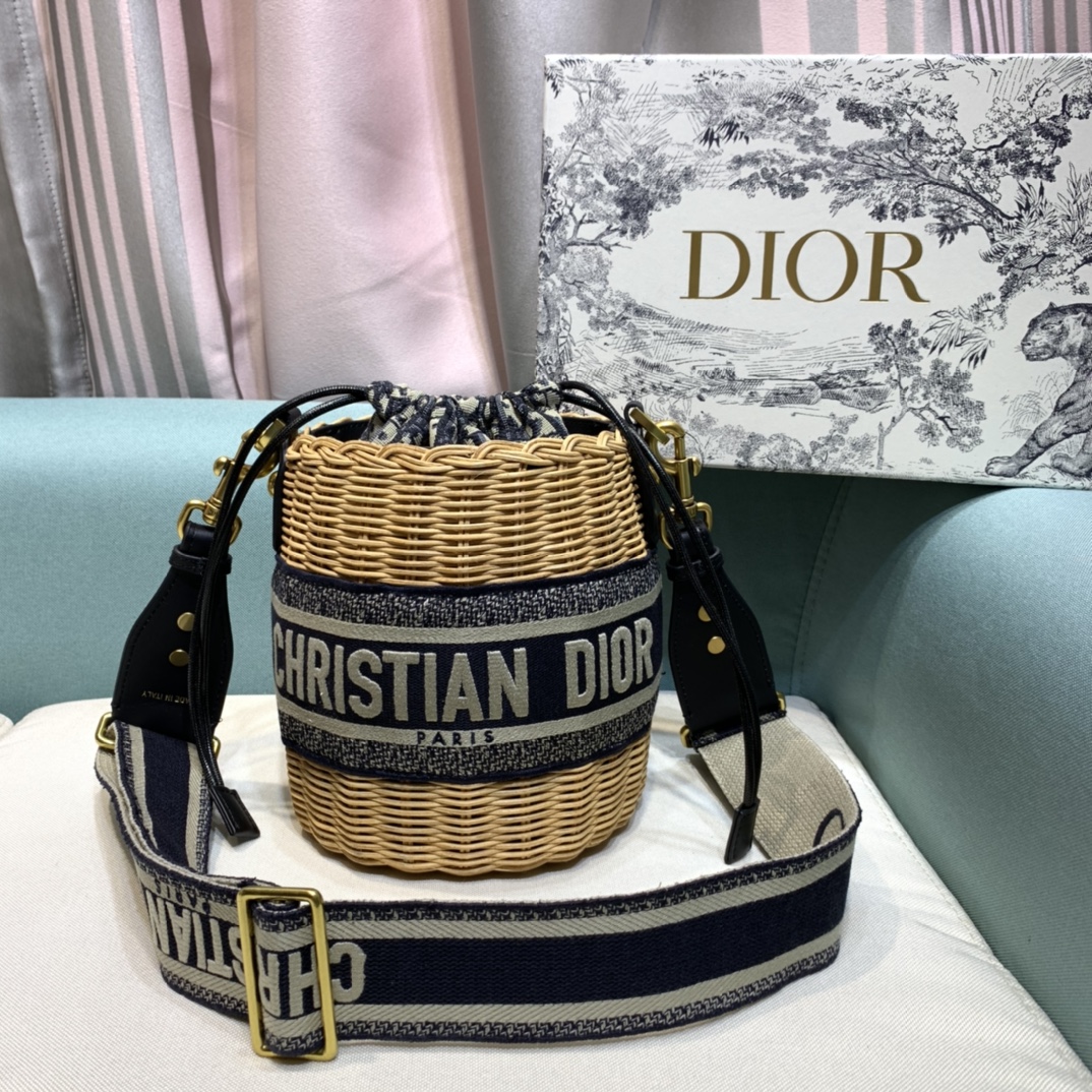 D*ior Top Bag 18*19cm