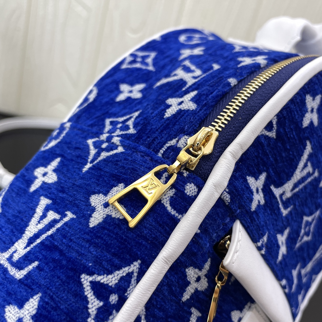 L*ouis V*uitton Top Bag 17*22*10cm