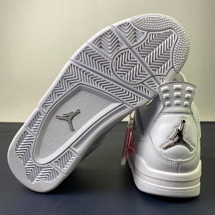Air Jordan 4 308497-100