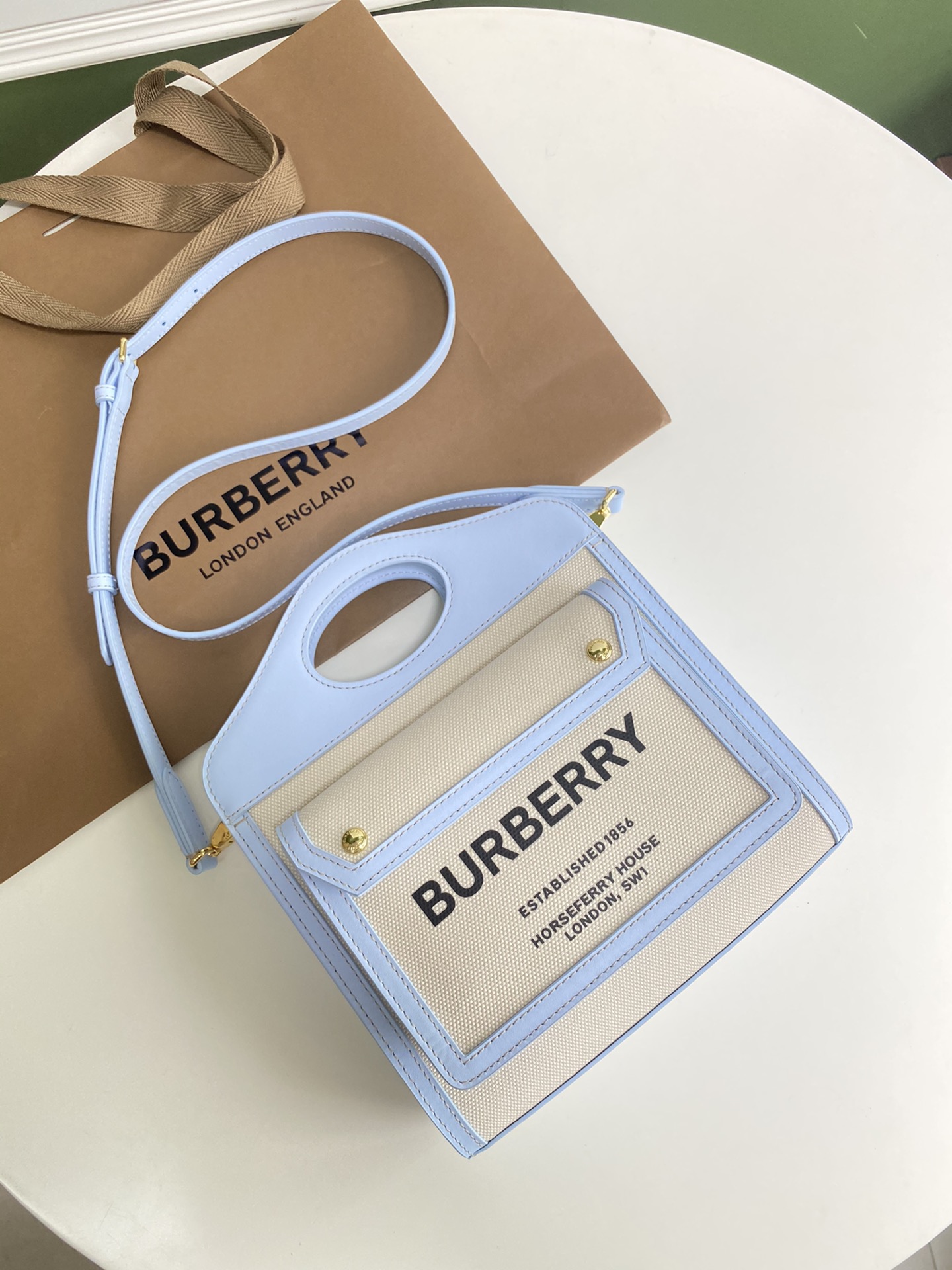 B*urberry Bag Top Quality 23 x 6 x 26.5cm