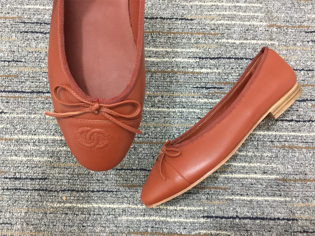 Women C*hanel Top Slippers