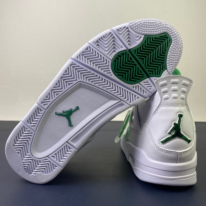 Air Jordan 4 Retro Metallic Green CT8527-113