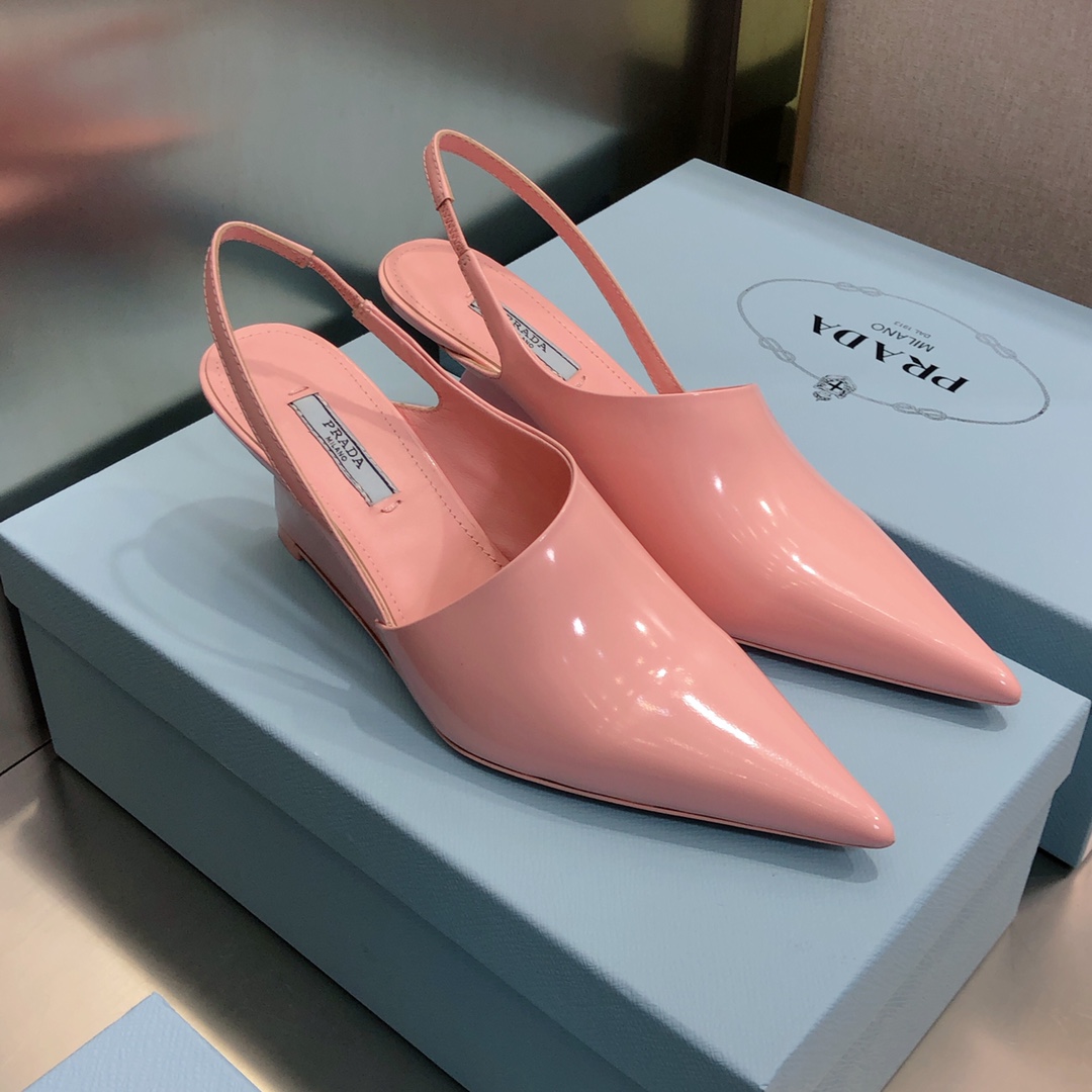 Women P*rada Top Quality Sandals