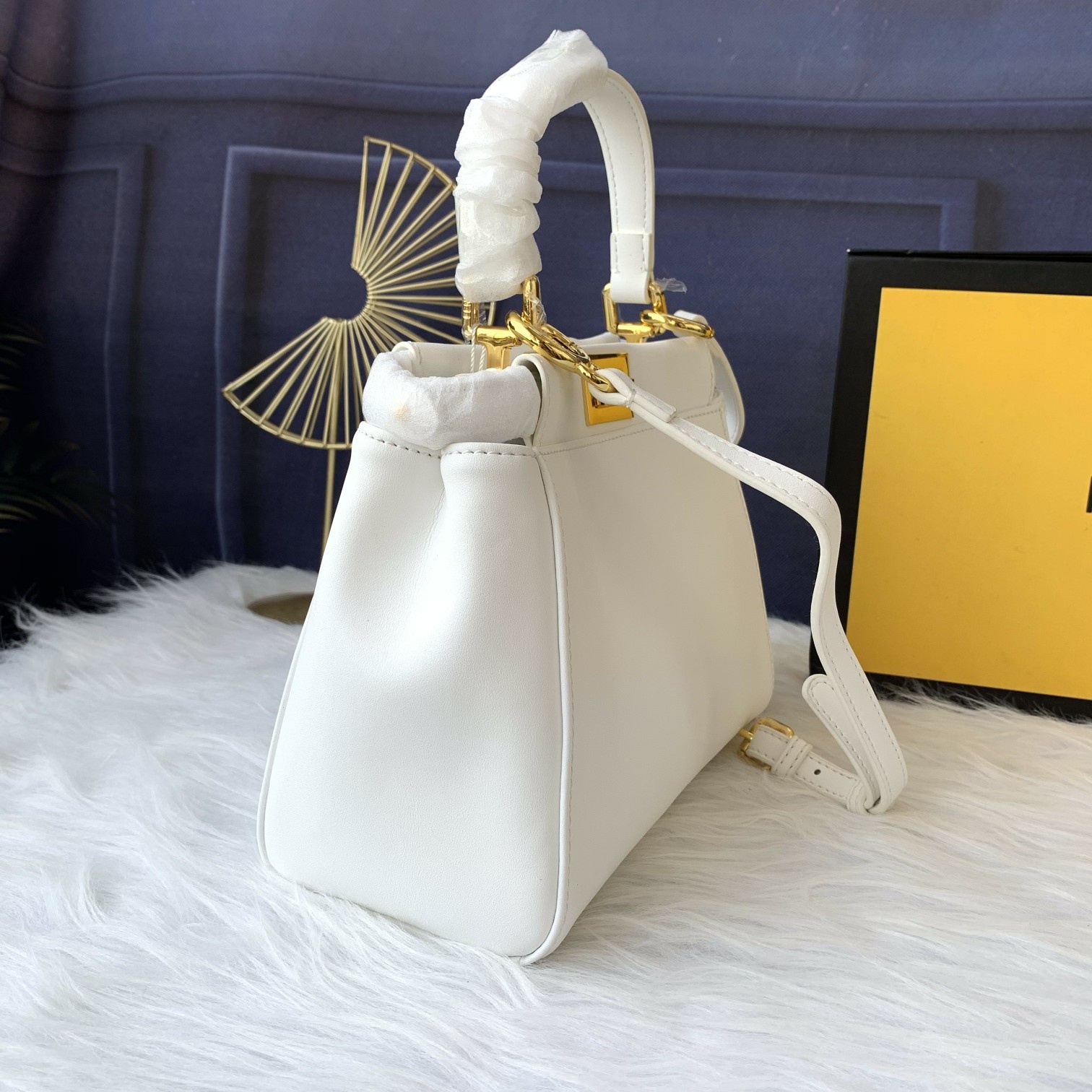 F*endi Top Bag 23*18*11cm