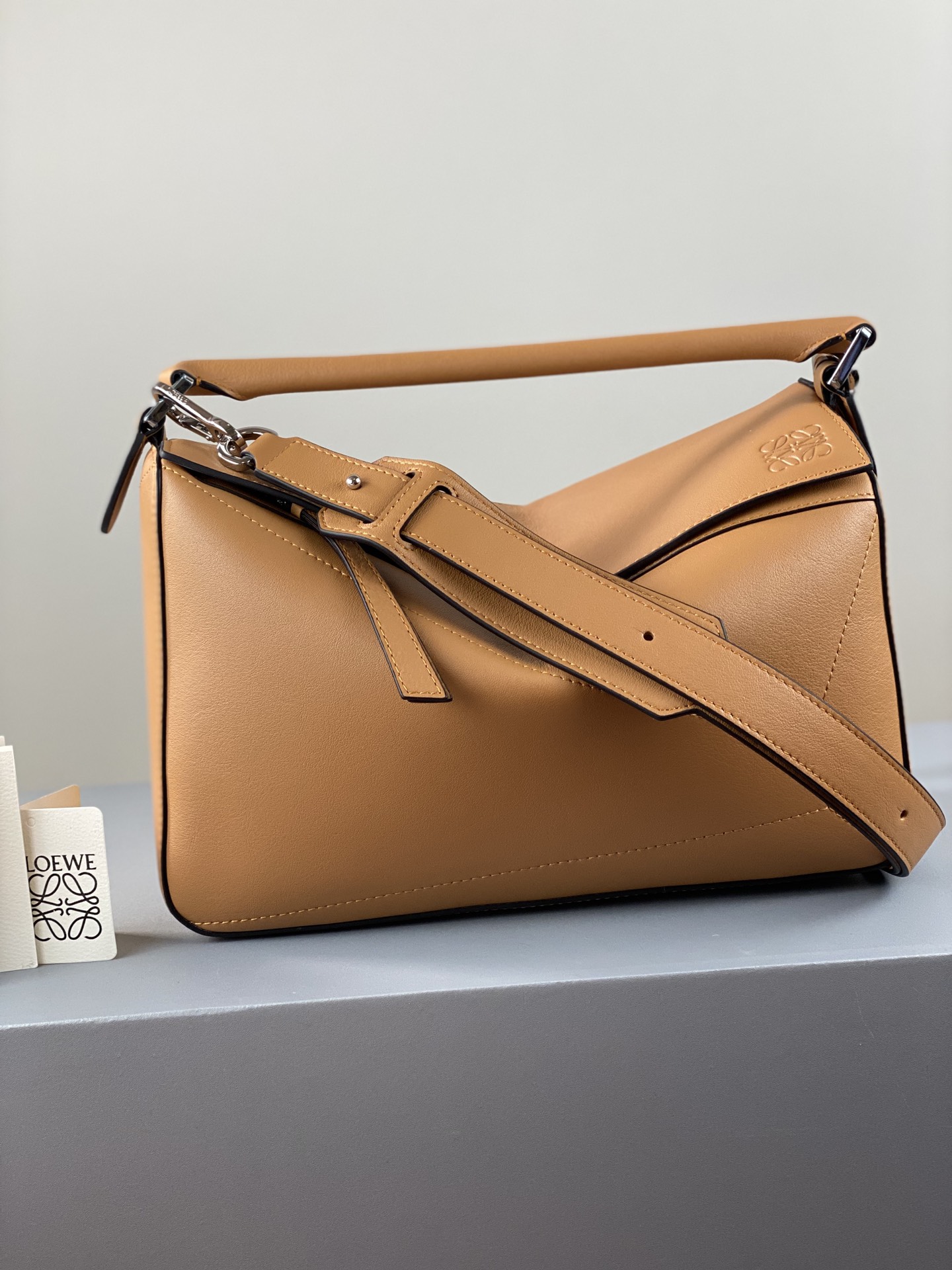 L*oewe Top Bag 29*18*12cm