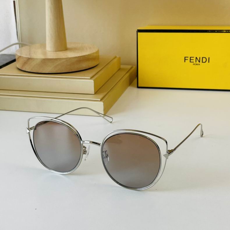 F*endi Glasses Top