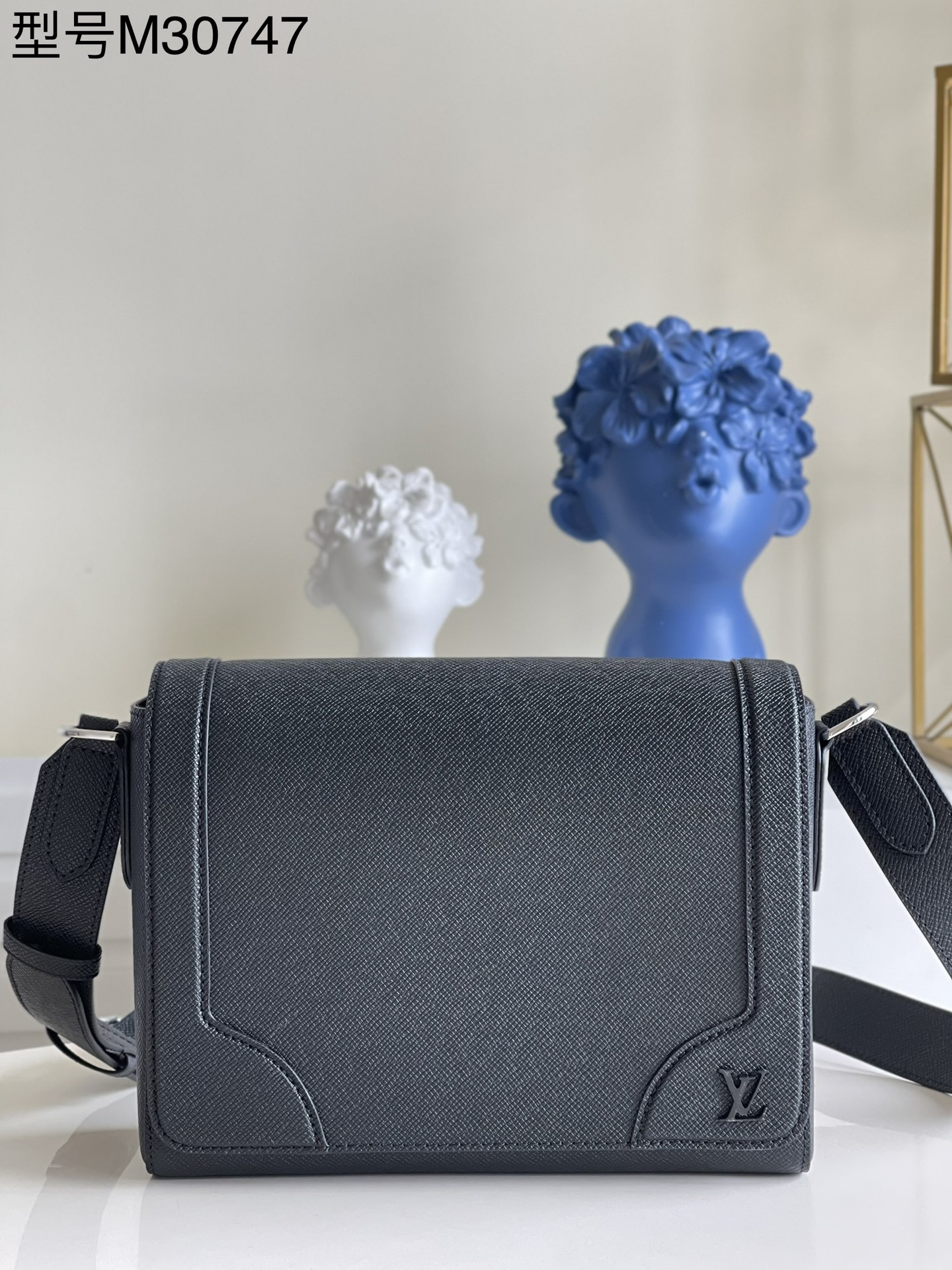 L*ouis V*uitton Bag Top Quality 28.3*18.3*4.3CM