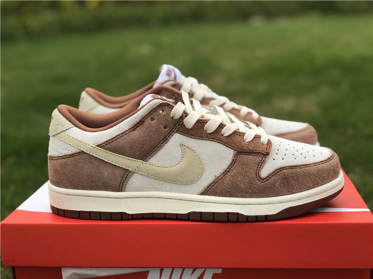 from Nike Dunk Low PRM Medium Curry DD1390-100