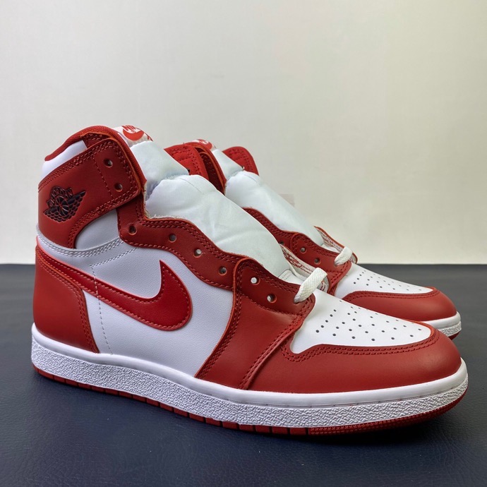 Air Jordan 1 “Chicago Black Toe” CQ4921-601