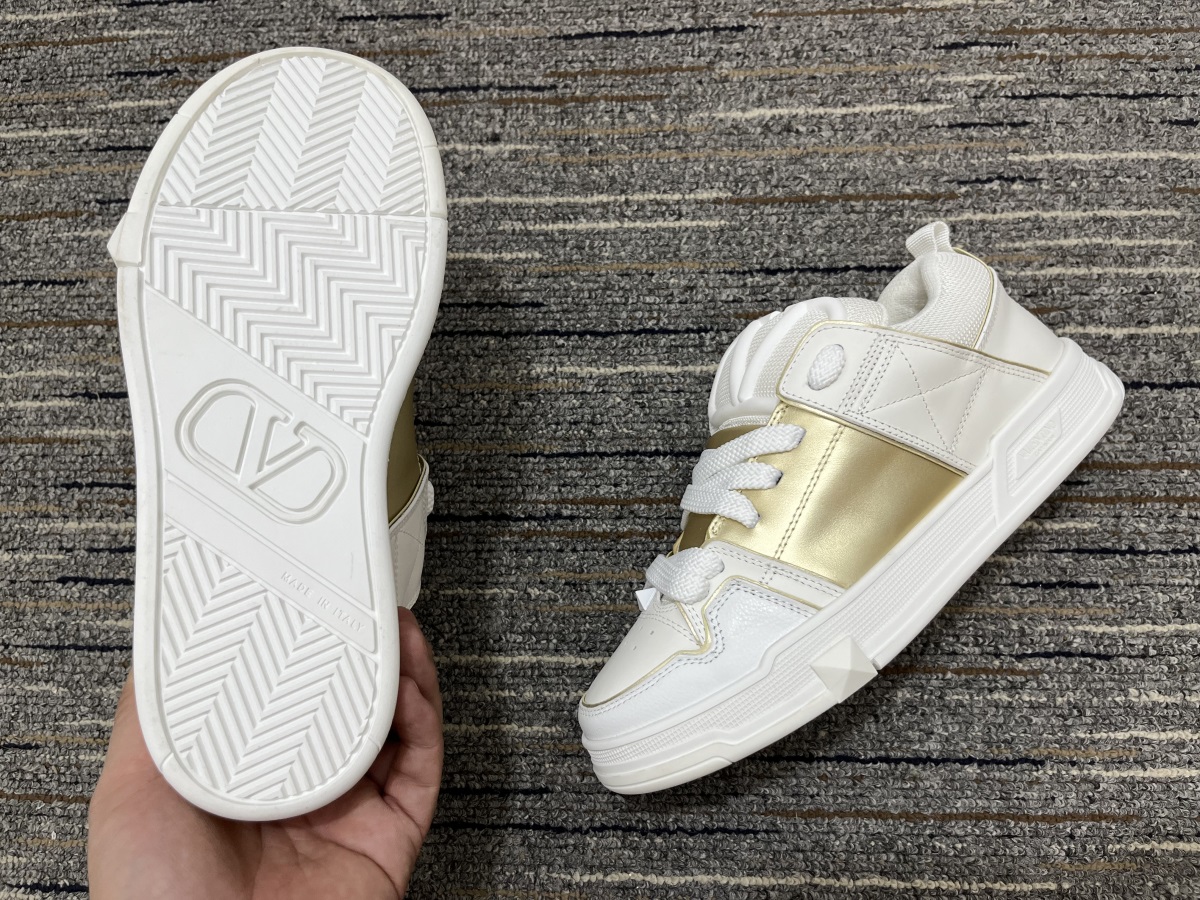 Men Women 𝑉*𝐴𝐿𝐸𝑁𝑇𝐼𝑁𝑂 Top Sneakers