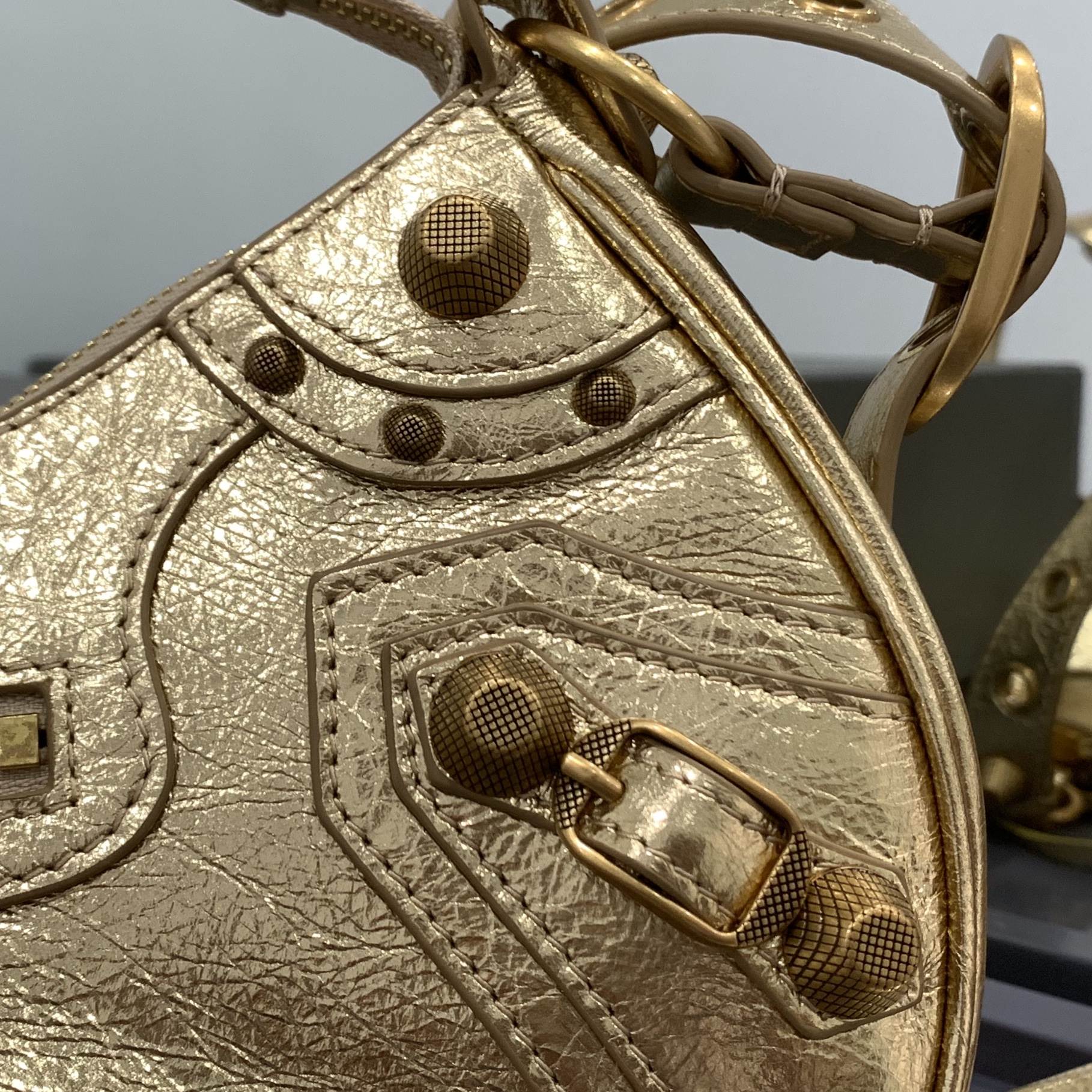 B*alenciaga Bag Top Quality 33x16x8.4cm