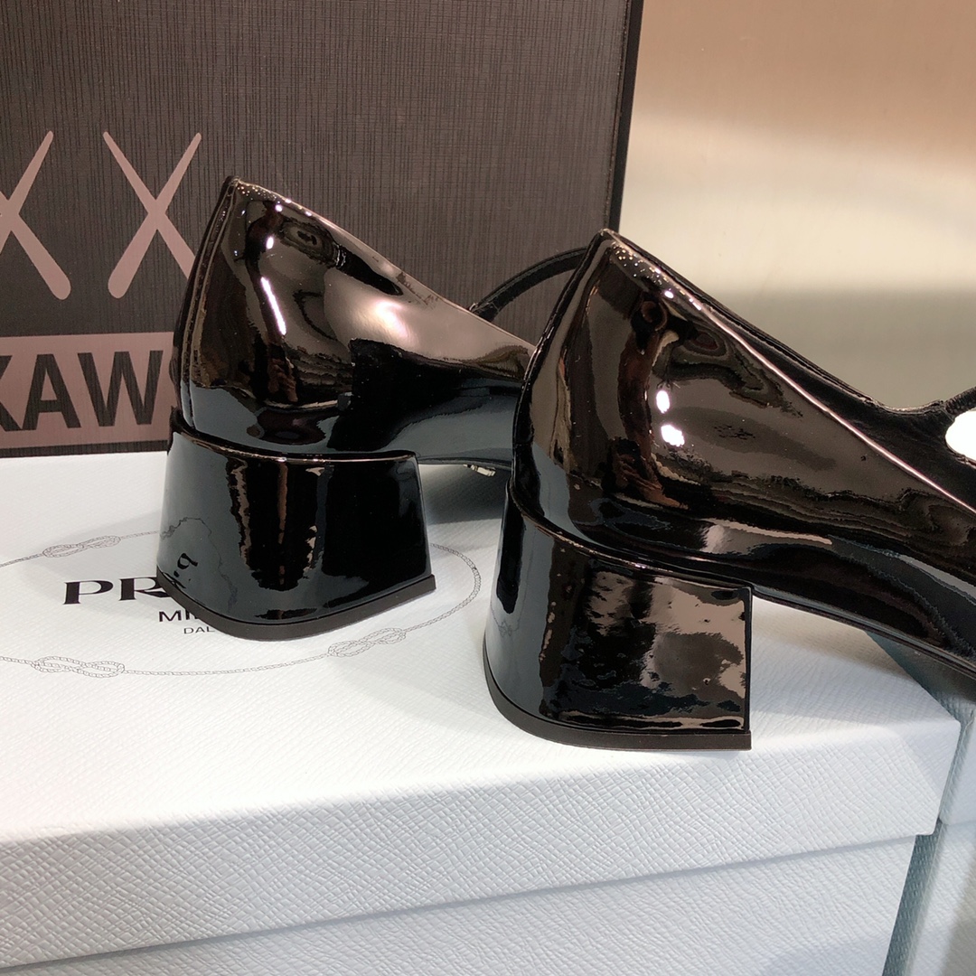 Women P*rada Top Quality Sandals