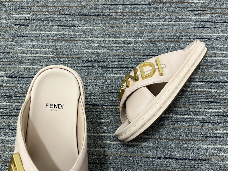 Women F*endi Top Sandals