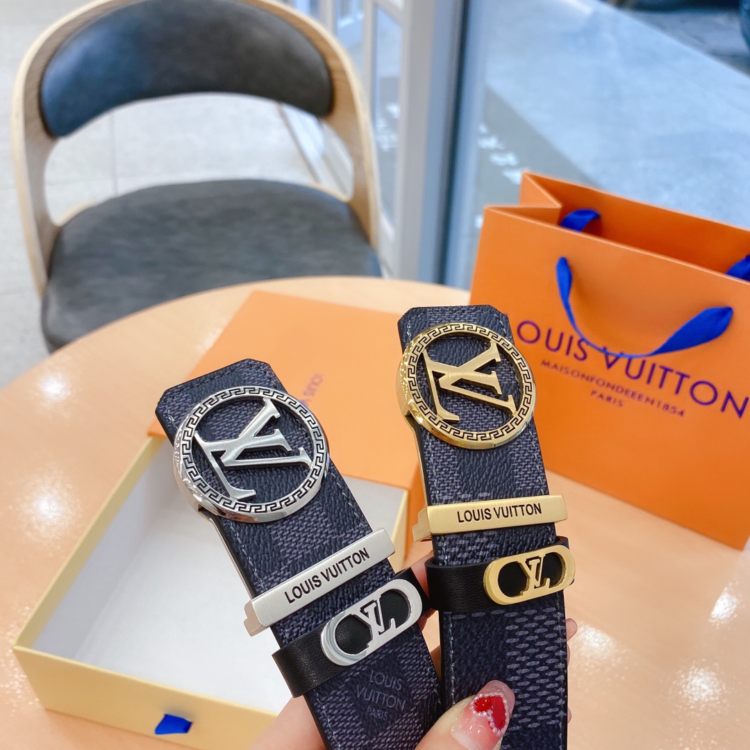L*ouis V*uitton Belts Top Version