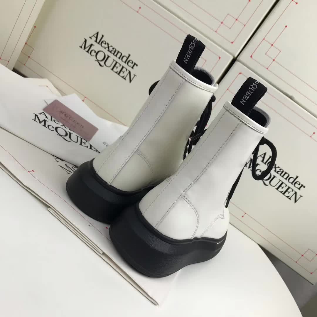 Women A*exander M*queen Sneaker