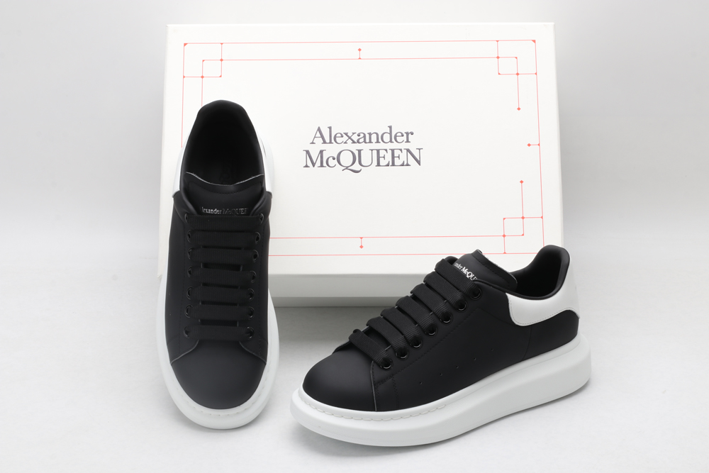 A*exander M*queen Sneaker