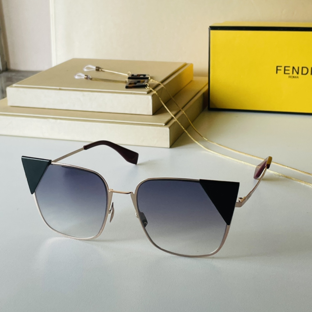F*endi Glasses Top