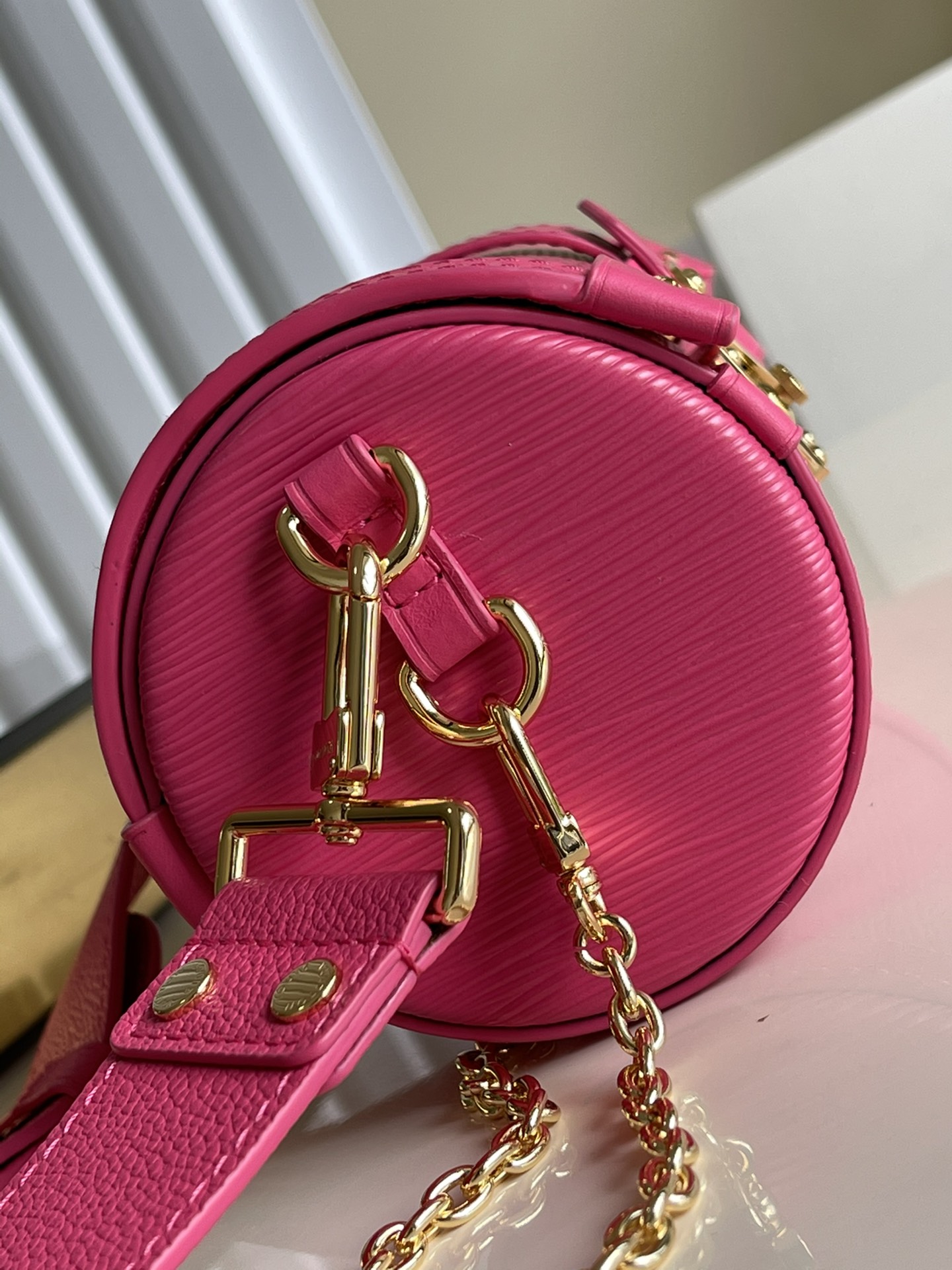 L*ouis V*uitton Bag Top Quality 20*10*10cm