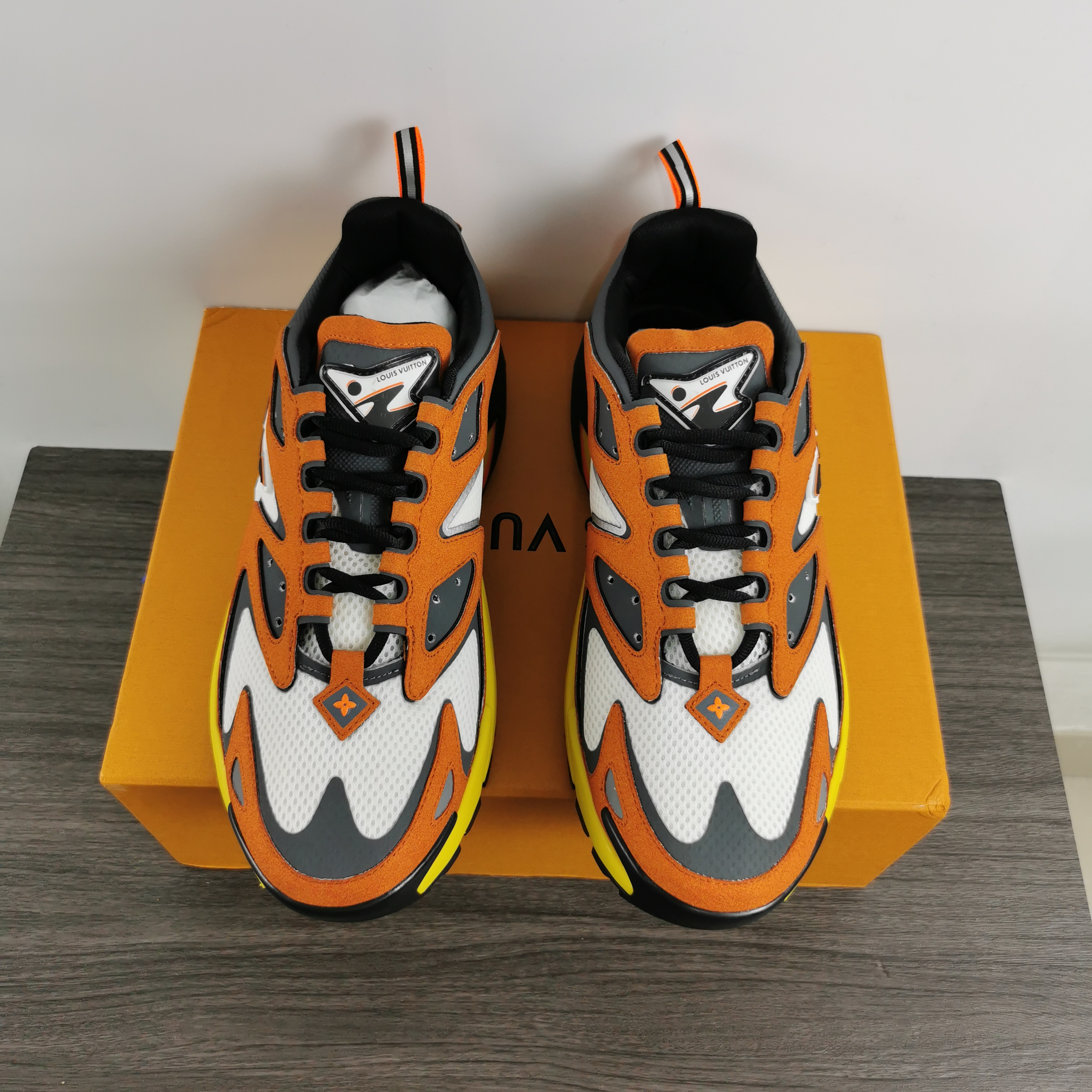 Men L*ouis V*uitton Top Sneakers