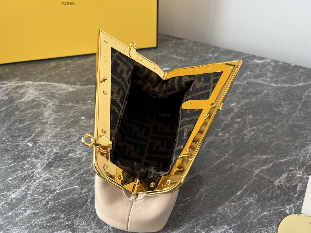 F*endi Bag Top Quality 25*9*18CM