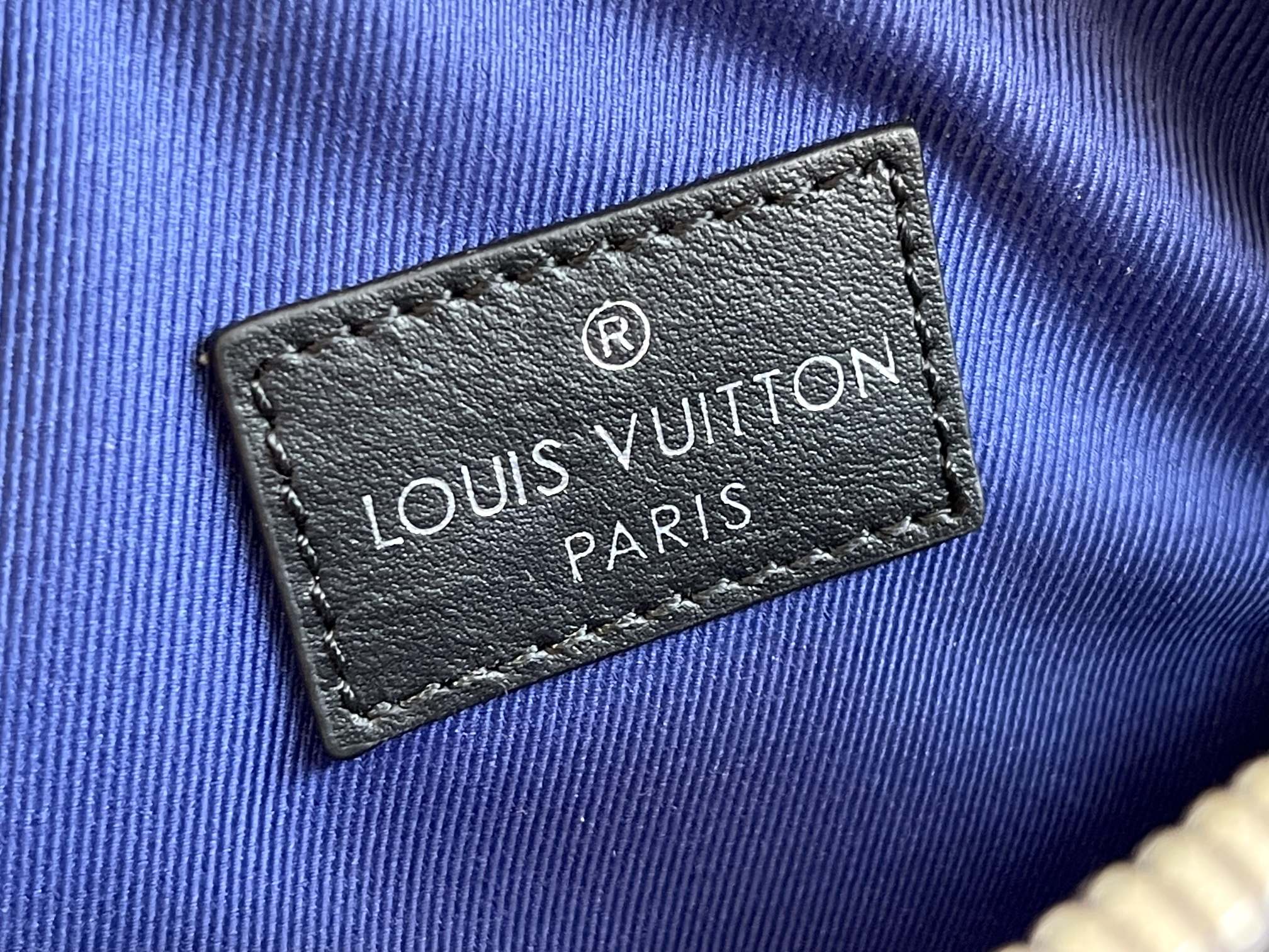 L*ouis V*uitton Bag Top Quality 11*17*4CM