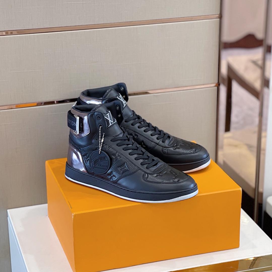 Men L*ouis V*uitton Top Sneaker