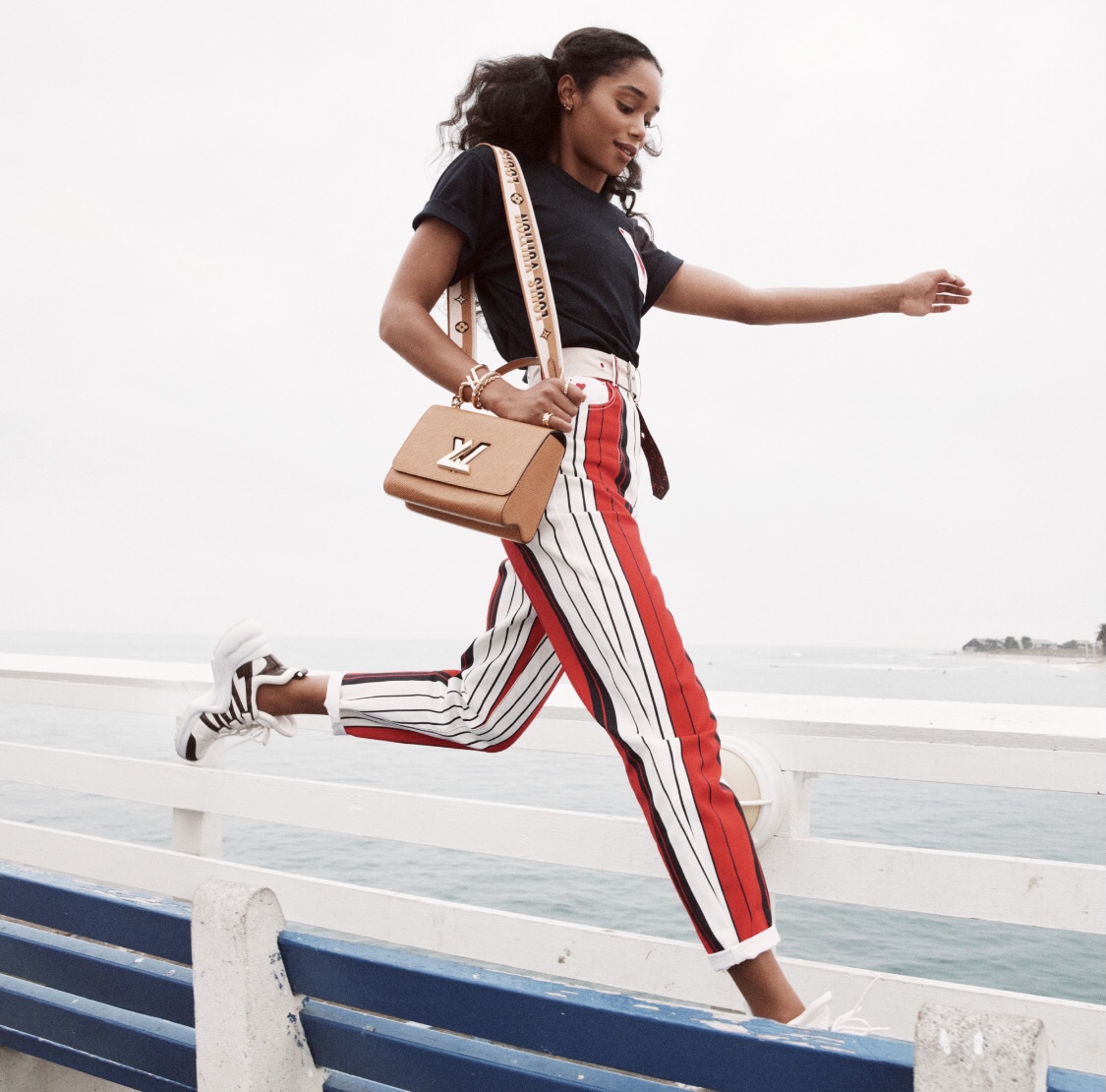 L*ouis V*uitton Top Bag 23*17*9.5cm