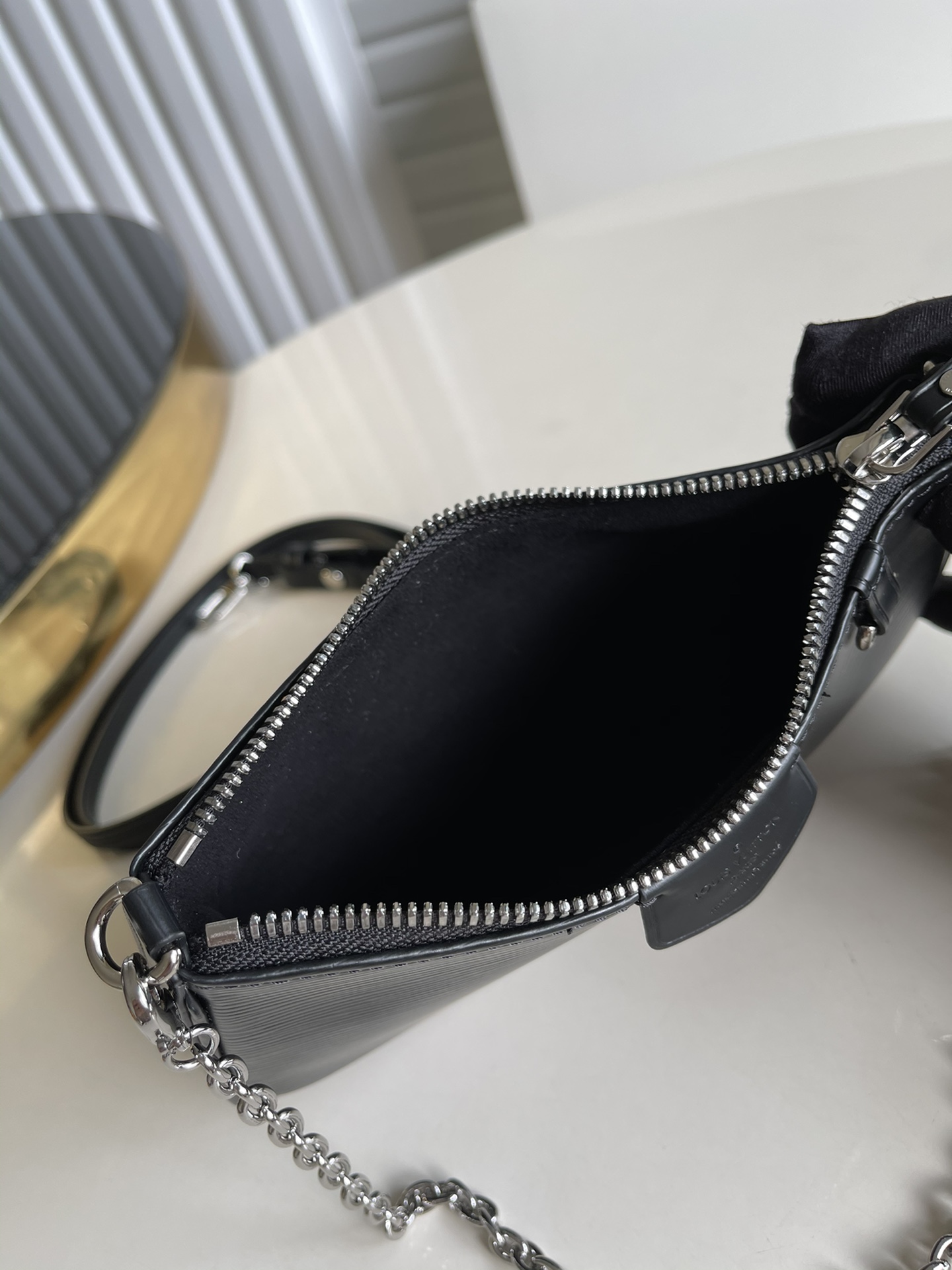 L*ouis V*uitton Bag Top Quality 19*11.5*3cm