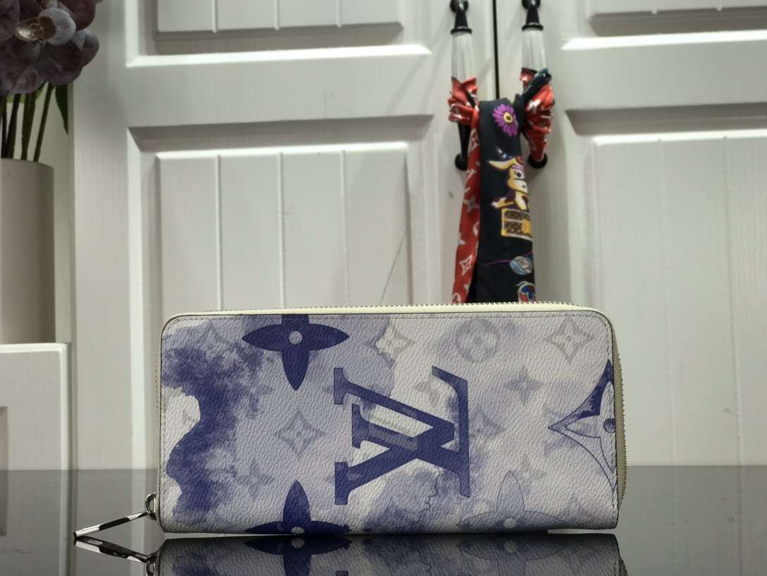 L*ouis V*uitton Top Bag 10 x 20 x 2 cm