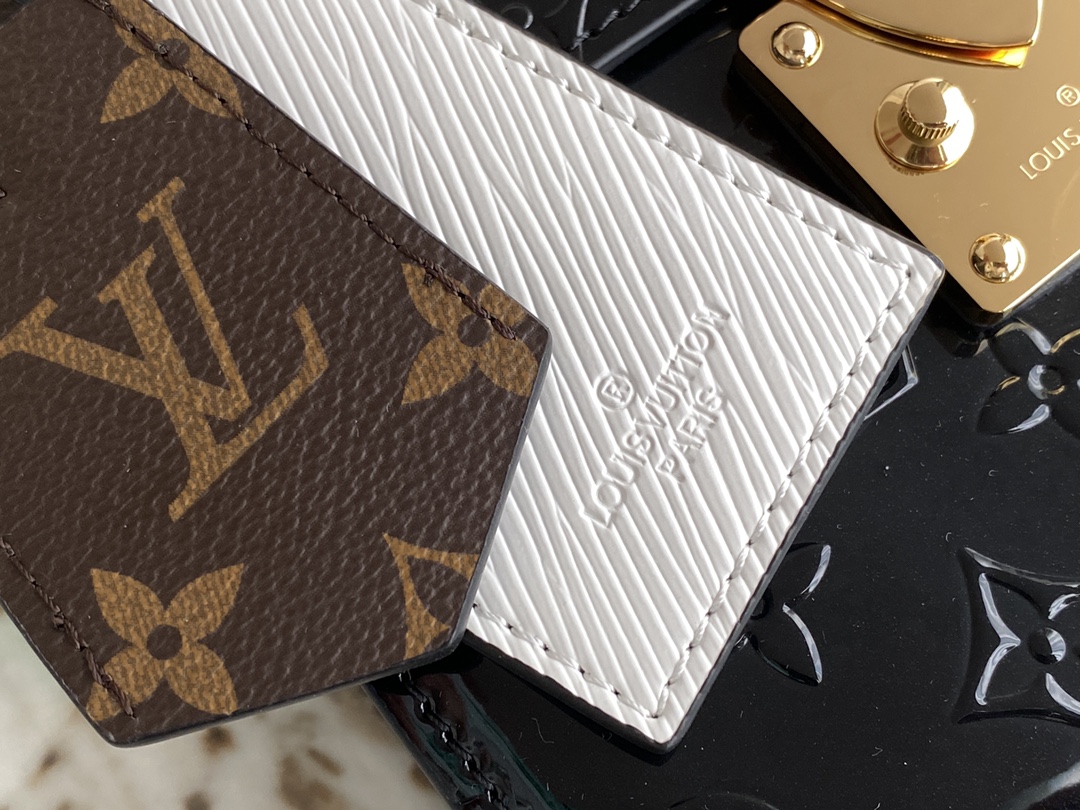 L*ouis V*uitton Bag Top Quality 17*16*8.5cm