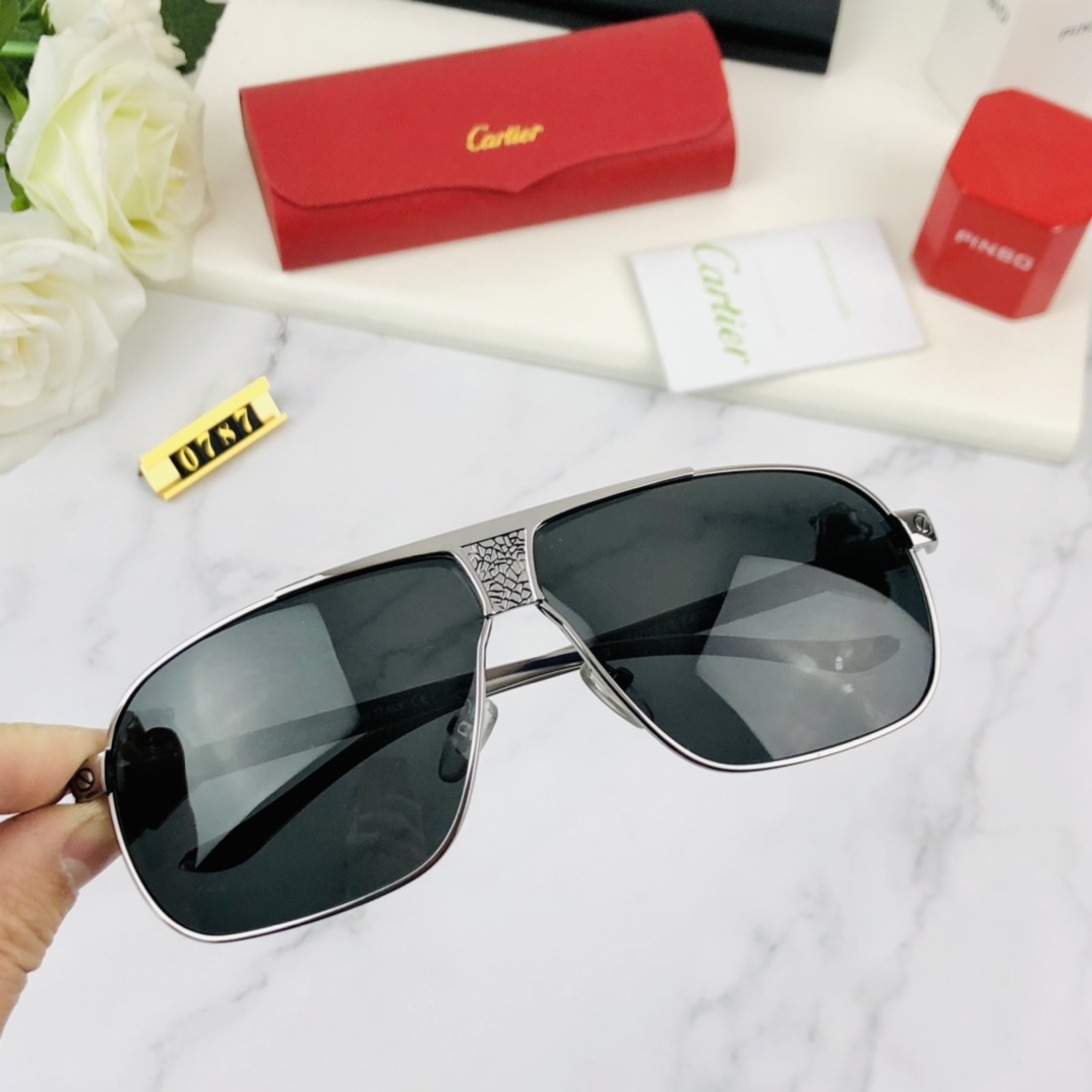 C*artier Glasses Top