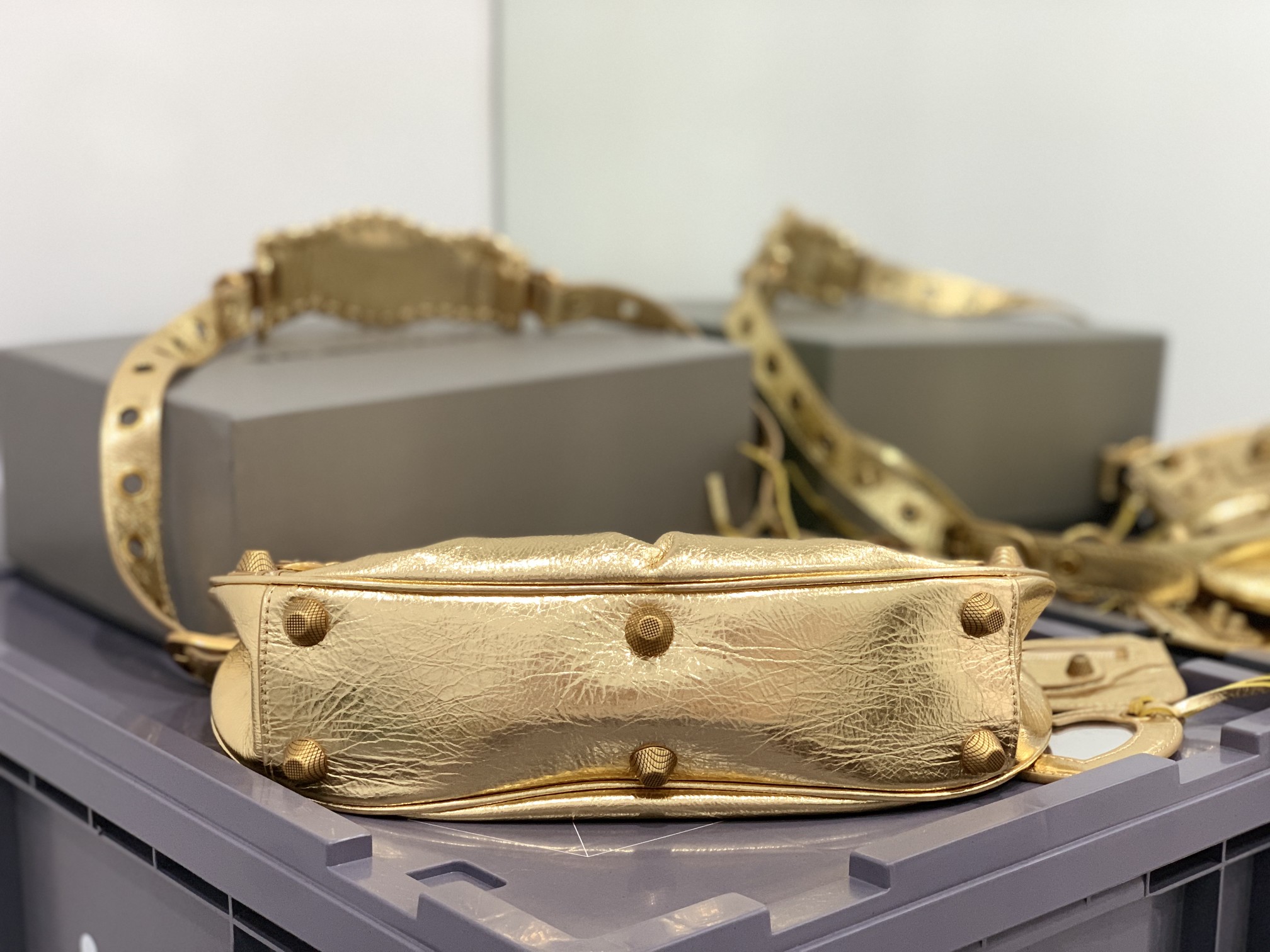 B*alenciaga Bag Top Quality 33x16x8.4cm