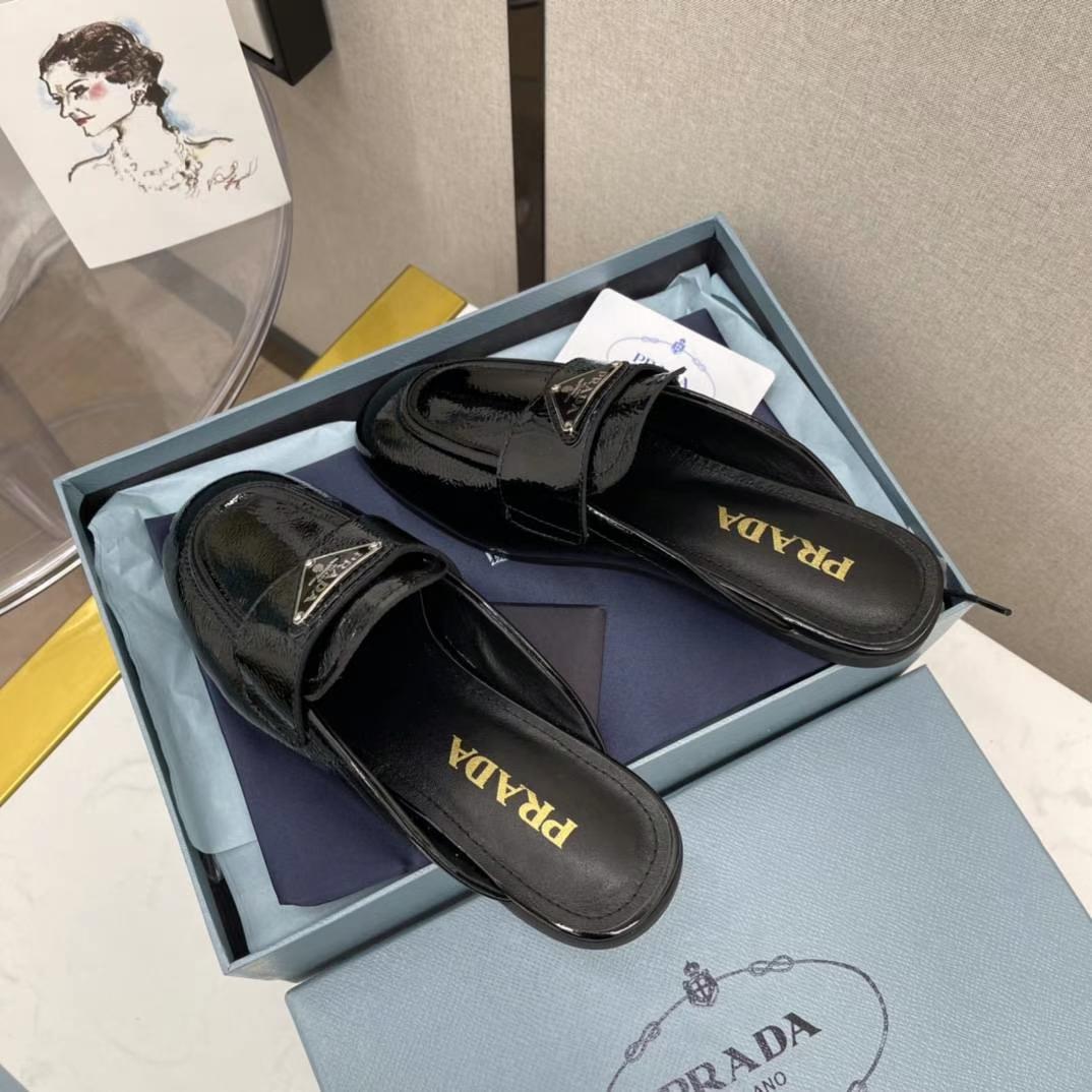 Women P*rada Top Slippers