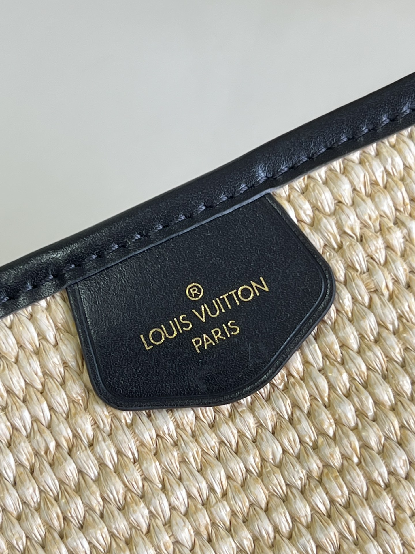 L*ouis V*uitton Bag Top Quality 22.4*13.4*7.1CM
