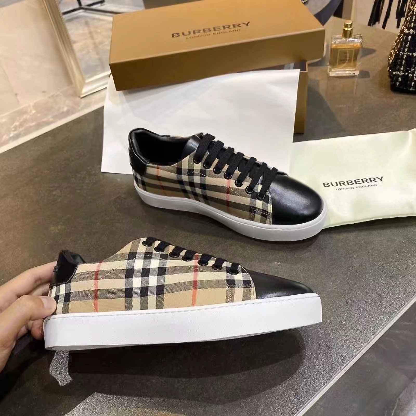 Men Women B*urberry Top Sneaker