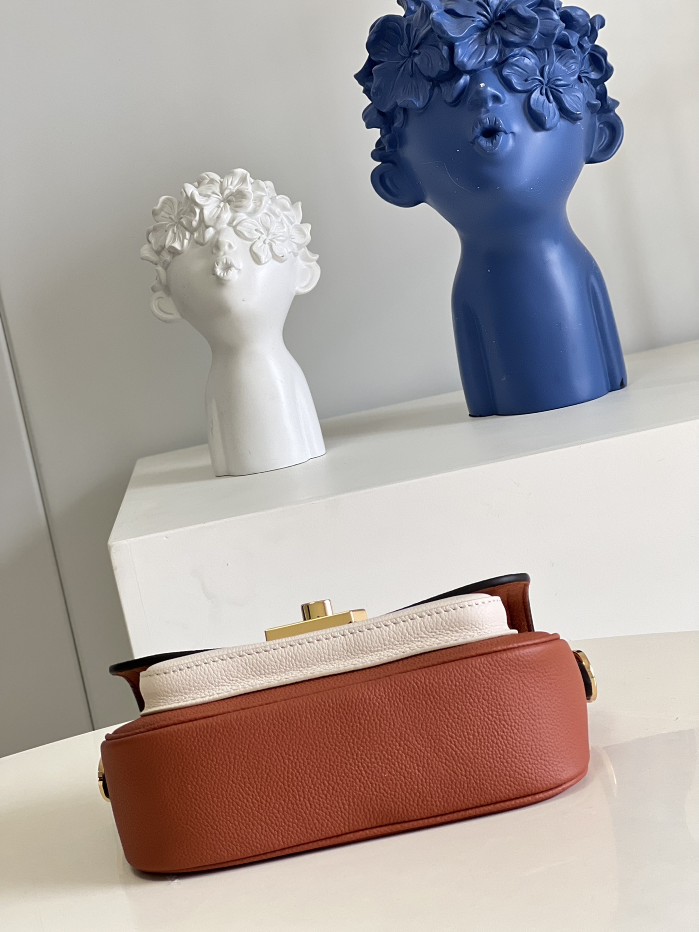 L*ouis V*uitton Bag Top Quality 19*13*8CM