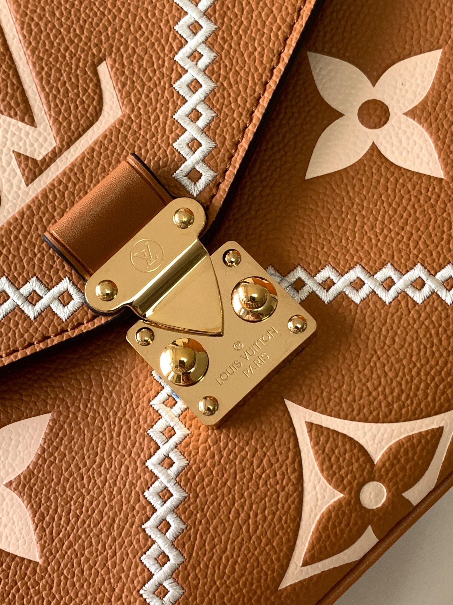 L*ouis V*uitton Bag Top Quality 25*19*7CM