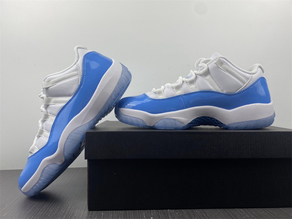 Air Jordan 11 Low 