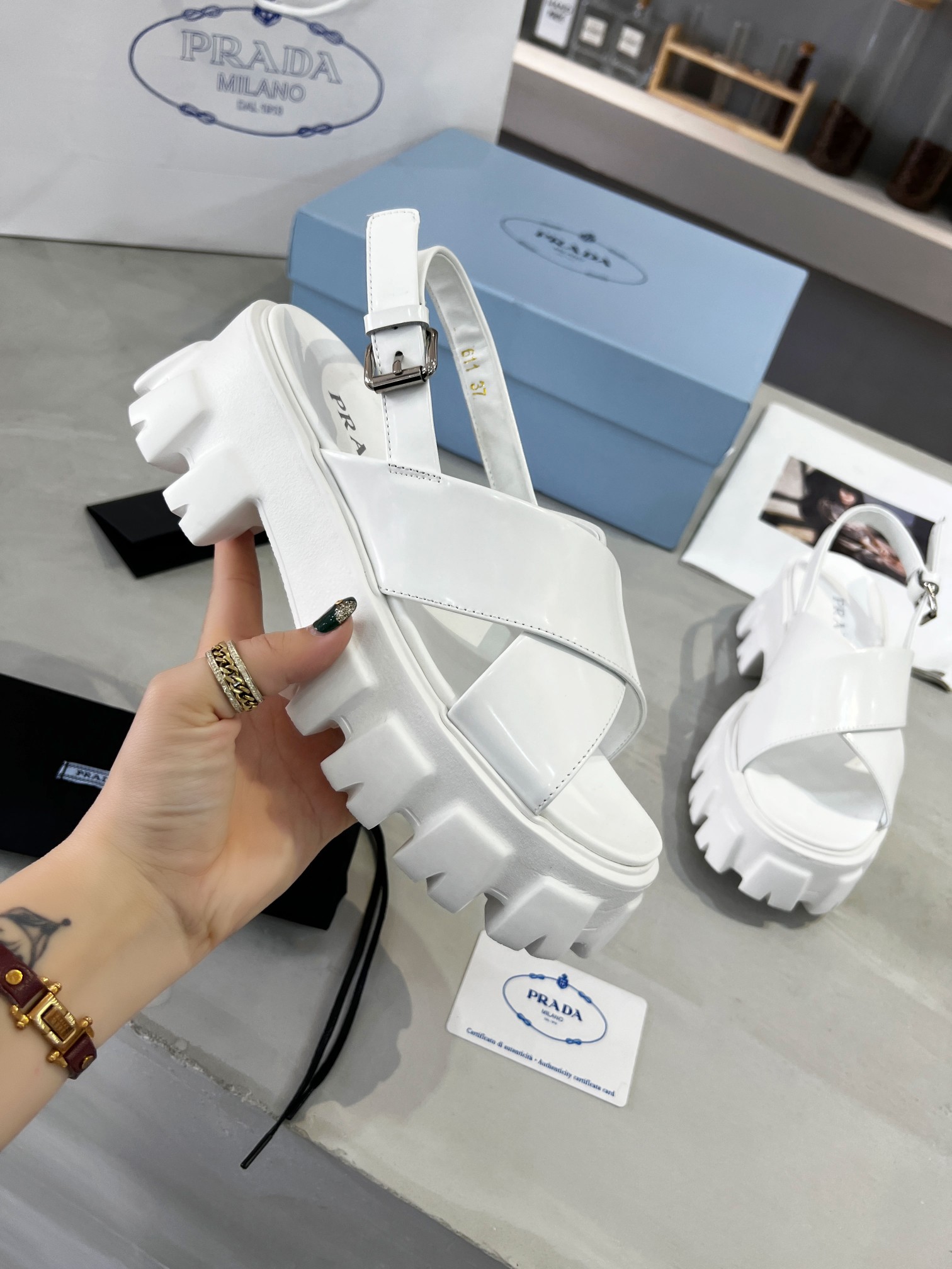 Women P*rada Top Quality Sandals