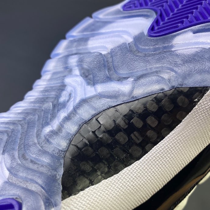 Air Jordan 11 Low Concord 528895-153