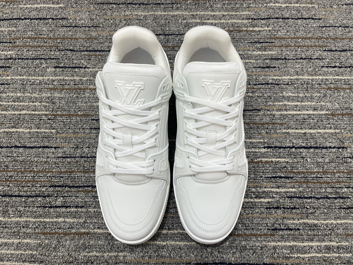 Men L*ouis V*uitton Top Sneakers