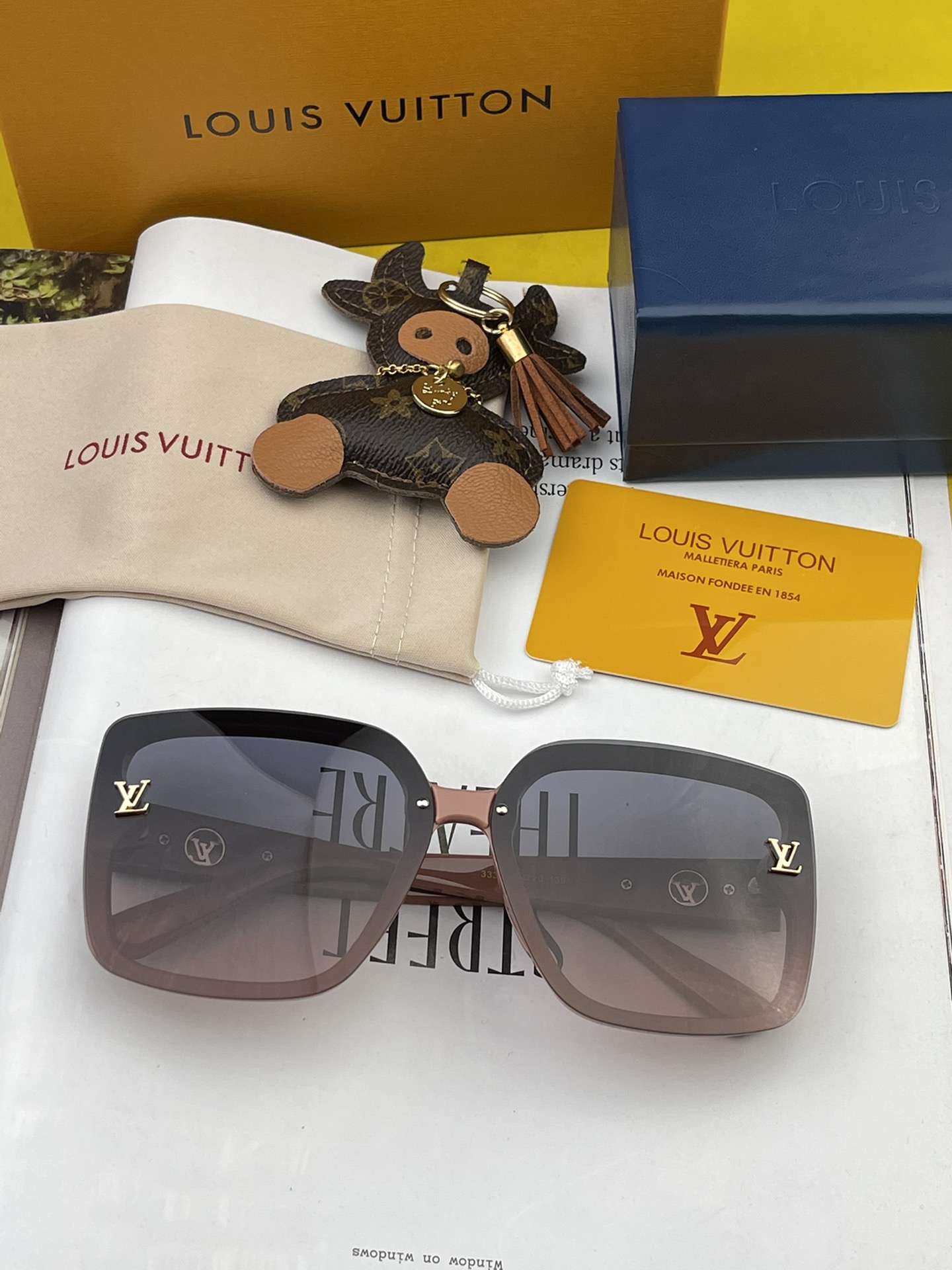 L*ouis V*uitton Glasses Top