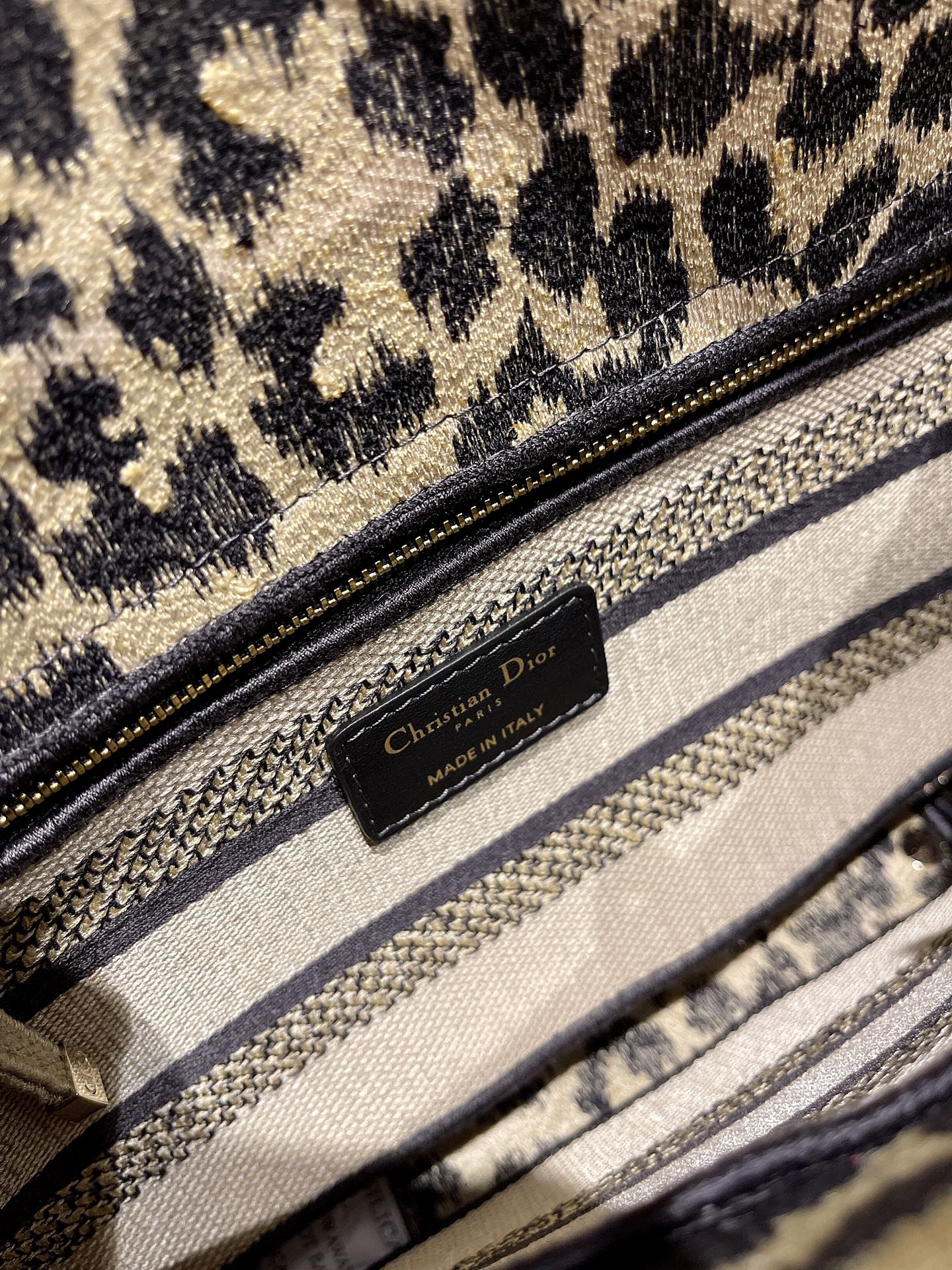 D*ior Top Bag 24*20*11cm