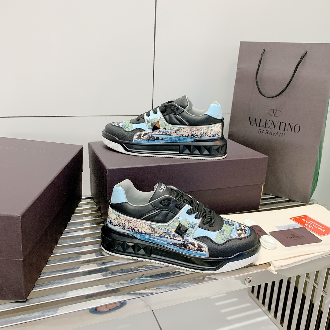 Men Women 𝑉*𝐴𝐿𝐸𝑁𝑇𝐼𝑁𝑂 Top Sneakers