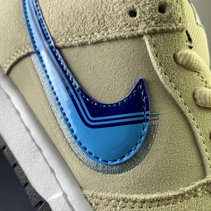 from O*ff-W*hite x Nike Dunk Low