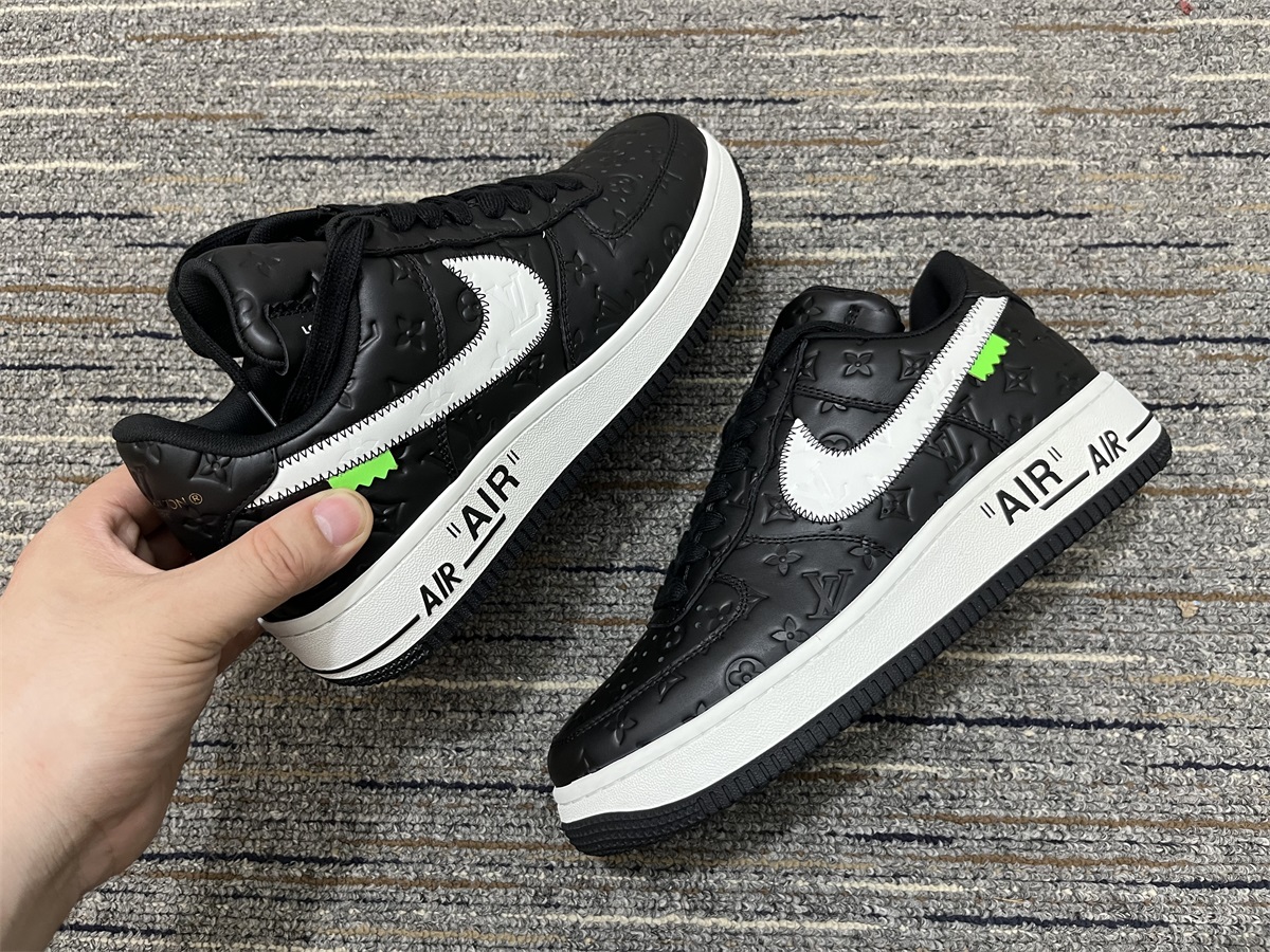 from O*ff-W*hite x Nike Air Force 1 x L*V Low