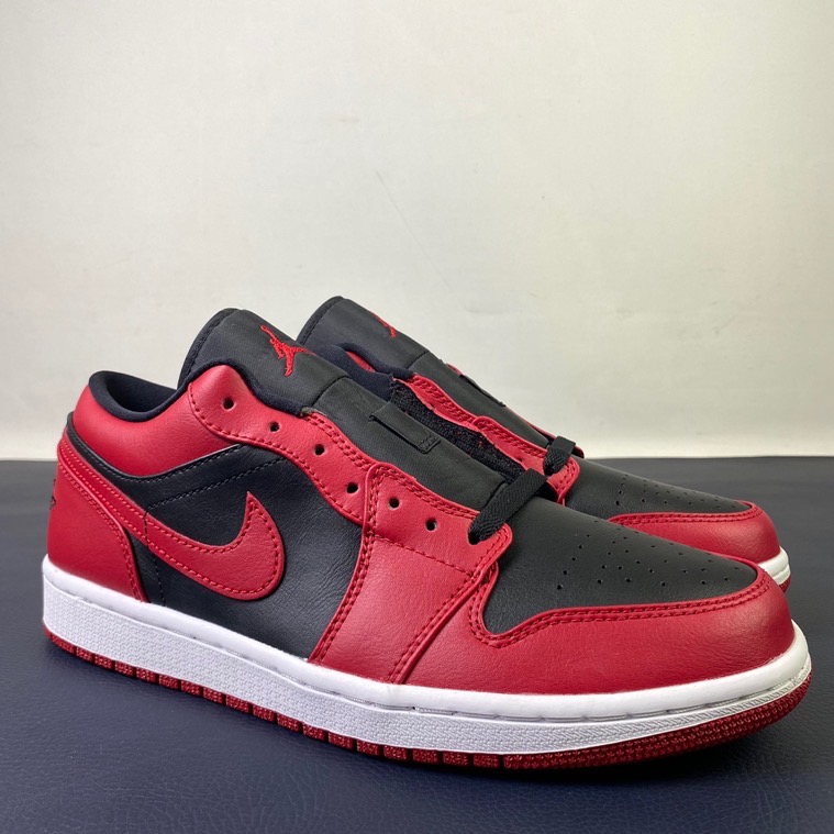 Air Jordan 1 Low