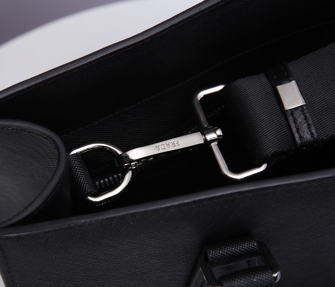 P*rada Top Bag 31.5*33*8cm